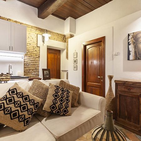 Campo Dei Fiori Nest Apartment โรม ภายนอก รูปภาพ